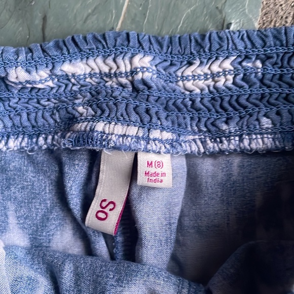 2 Pairs of Shorts - Picture 3 of 6